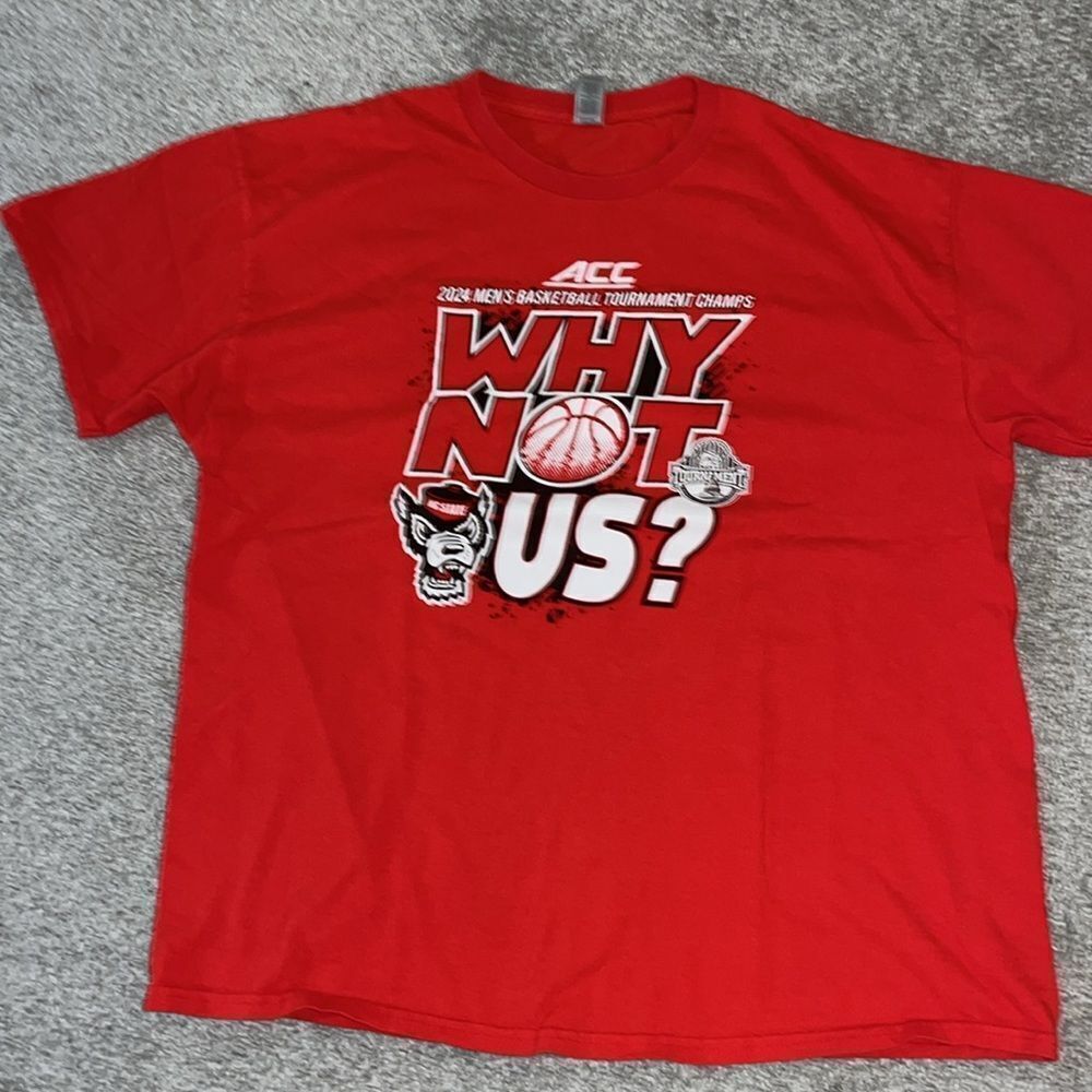 2014 Men’s Cotton NC State Wolfpack ACC Basketball Champions T Shirt XL